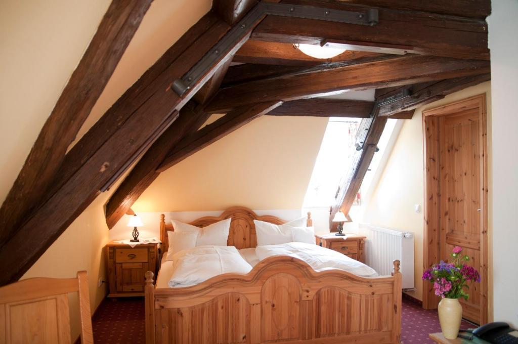 Hotel Schuberths Am Markt Buttenheim Room photo